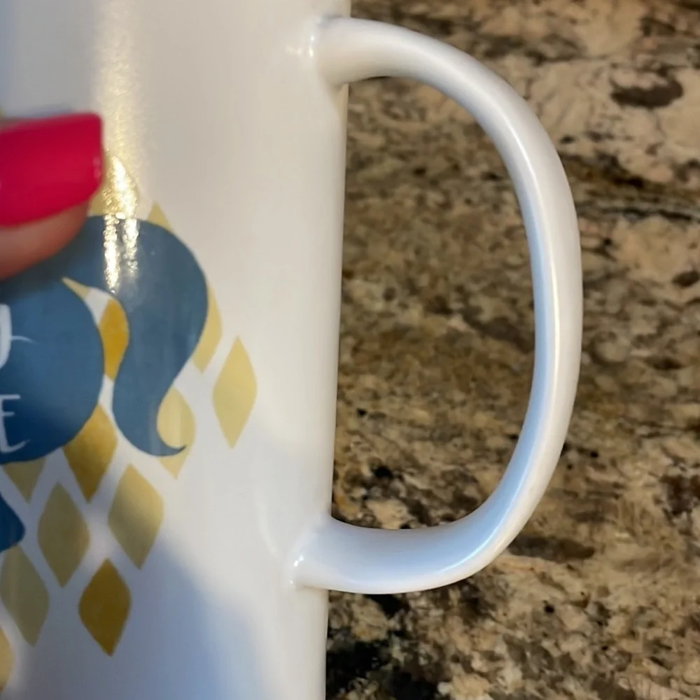 NWOT DaySpring Large 16 oz coffee / beverage Mug Proverb 31:30 inside beauty